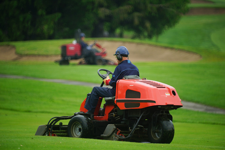 Golf Course Spray Technician (9 Month Position) description image
